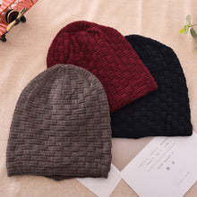 Load image into Gallery viewer, Hip Hop Casual Men's Snow Winter Warm Solid Color Skiing Outdoor Beanie Hat - provenclothes