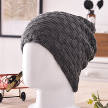 Load image into Gallery viewer, Hip Hop Casual Men's Snow Winter Warm Solid Color Skiing Outdoor Beanie Hat - provenclothes