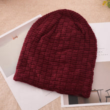 Load image into Gallery viewer, Hip Hop Casual Men's Snow Winter Warm Solid Color Skiing Outdoor Beanie Hat - provenclothes