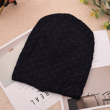 Load image into Gallery viewer, Hip Hop Casual Men's Snow Winter Warm Solid Color Skiing Outdoor Beanie Hat - provenclothes